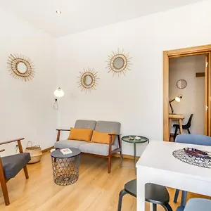 Guestready -- Cream&wood In Alcântara Appartement